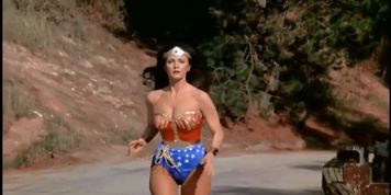 wonder woman running
