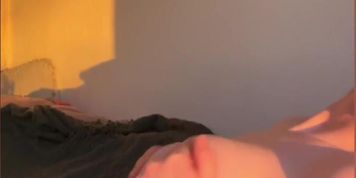 Jazmine Singing
