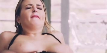 CALIENTE SEXO ANAL PARA LA MADRE SOLTERA CACHONDA
