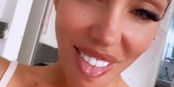 No he parado y ustedes? by silviasiciliaxxx from OnlyFans | Coomer
