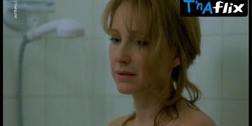 Nathalie Baye Sexy Scene  in Venus Beauty Institute