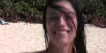 naked-lesbians-at-the-beach