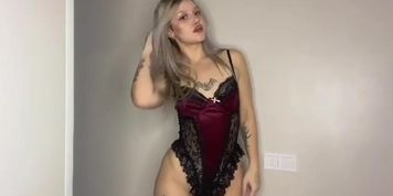Perfect body girl in red underwear? (Eden Ivy)