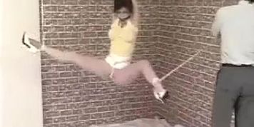 Vintage bondage clips3