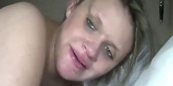 I let my best friend screw my wife in ass