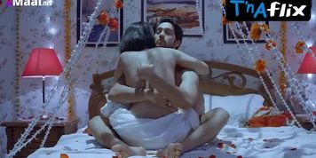 Manvi Chugh Sexy Scene  in Charmsukh