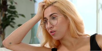 Two sizzling Blondes Dovefucking Until They Feel Super Good