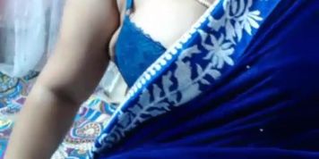 Indian aunt with big boobs