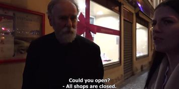 Czech twin sisters take turns on stranger 3