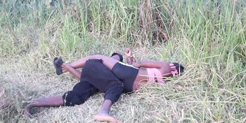 MIXED WRESTLING FACESITTING AND BODYSCISSOR AFRICA  FIGHTING CHALLENG