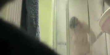 Nice body of a freshly showered girl (Sarah Lollypop)