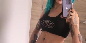 SS monsterdick (Sara Salazar)
