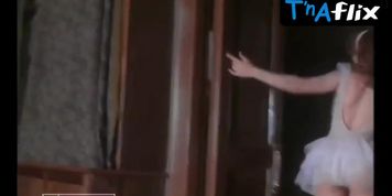 Tatyana Cherkasova Sexy Scene  in Liniya Zhizni