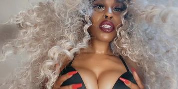 Asmr Pov slow bra scratching (blurry version on YT) by shacrisiaa from OnlyFans | Coomer