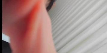 Alice Yamaguchi pleasing herself