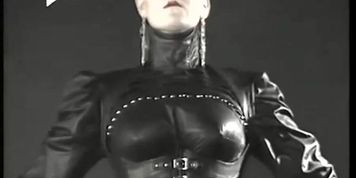 Fetish lady Talana Gamah