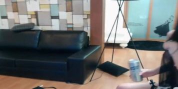 Asian maid camshow
