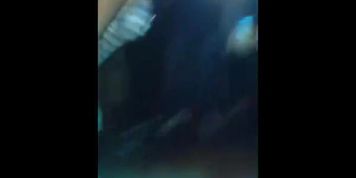 Loira gostosa bebeu de mais e caiu na net maluquinha na balada