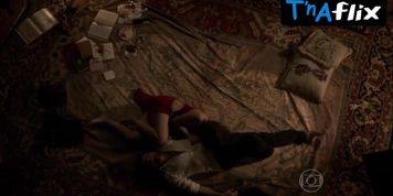 Marjorie Estiano Sexy Scene  in Ligacoes Perigosas