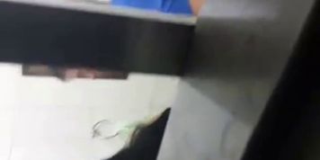 Namorado liga para putinha bem na hora