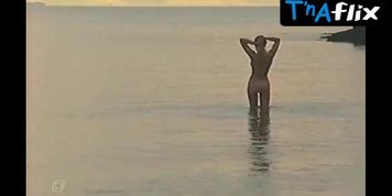 Elena Bartkova Butt,  Breasts Scene  in Posledniy Geroy