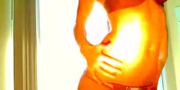 Femme - Bikini and sun