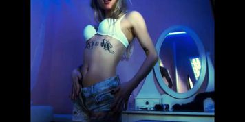 Tattooed Blonde strips (5/4)