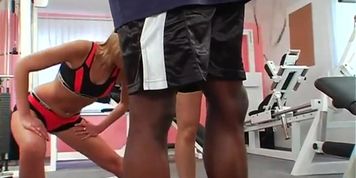 Gym is a perfect place for an orgy