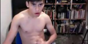 Dazzling Amateur 18 Year Old Gay Guy