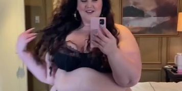 Mirror Jiggle