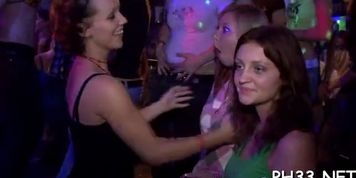 Yong girls had hard core fuck - video 41
