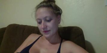 annoying pregnant wife simulator