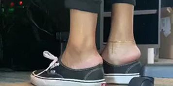Ebony girl shoeplay in vans preview