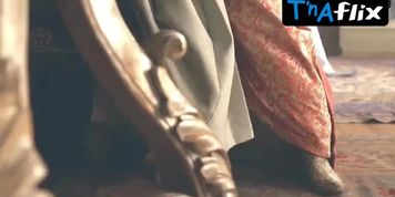 Sai Bennett Sexy Scene  in The Spanish Princess
