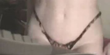 Homemade.Loves.Massager.Loves.Cum - video 1