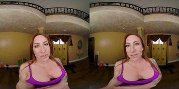 Sophie Locke Wants To Screw You And Show Off All Her Progress From The Gym