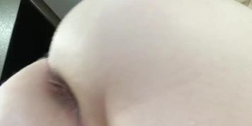 I22y goes wild on her ass