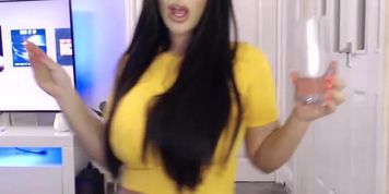 S tier bimbo bitch