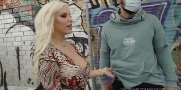 Blondie fesser fucks stranger outside
