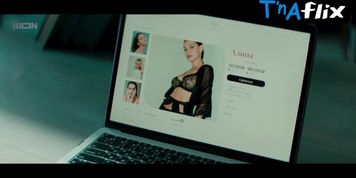 Elizaveta Moryak Sexy Scene  in Life On Call