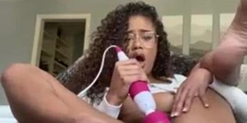 sexy ebony masturbation