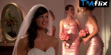 Sarah Lancaster Sexy Scene  in Chuck