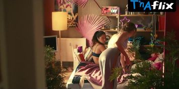 Jeanne Goursaud Sexy Scene  in Para - We Are King