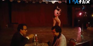 Mora Escudero Butt,  Breasts Scene  in ...y Hacemos De... Tocho Morocho