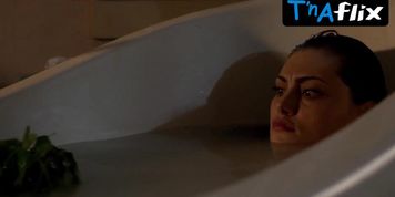 Phoebe Tonkin Sexy Scene  in The Secret Circle