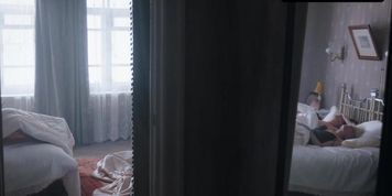 Yuliya Vysotskaya Sexy Scene  in Khroniki Russkoy Revolyutsii