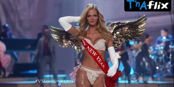 Erin Heatherton Underwear Scene  in The Victoria'S Secret Fashion Show 2012
