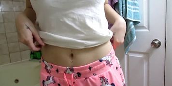 Bathtime Vlog: Wetlook (XxSmiley)