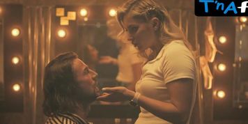 Anastasiya Mikulchina Sexy Scene  in Zhar