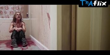 Victoria Smurfit Underwear, Breasts Scene  in Bait